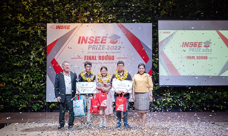 INSEE Prize 2022: Dự án “Boost Bus - Bíp Bíp Bíp” đạt giải Quán quân