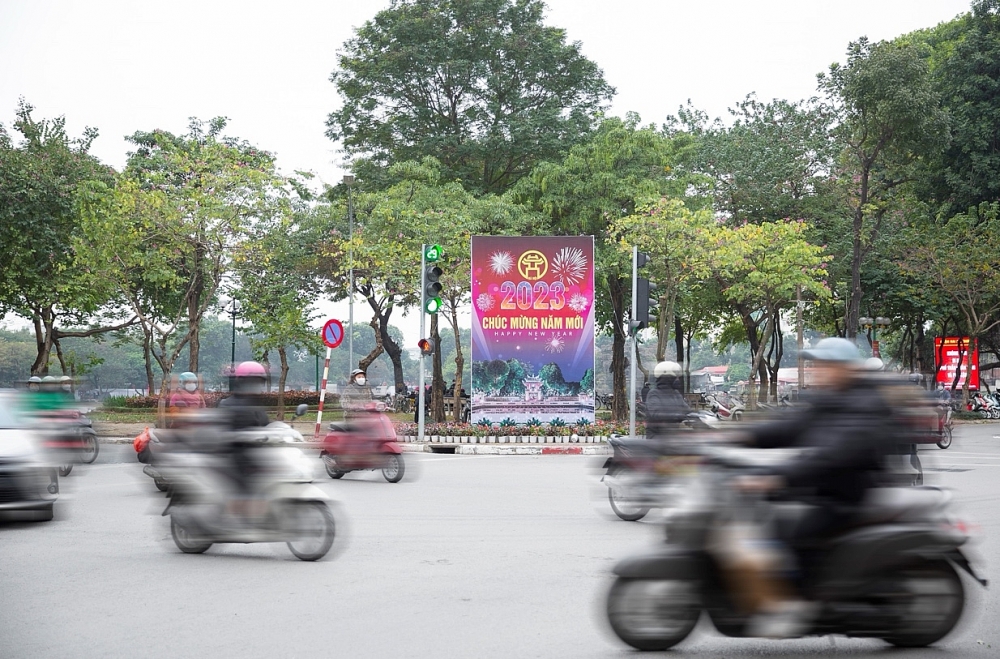 Hà Nội trang trí đường phố đón năm mới 2023