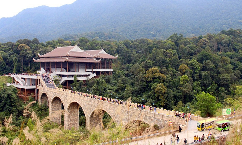 Bắc Giang: Rước bộ mộc bản “Cư trần lạc đạo phú” trong Tuần văn hóa - du lịch tỉnh