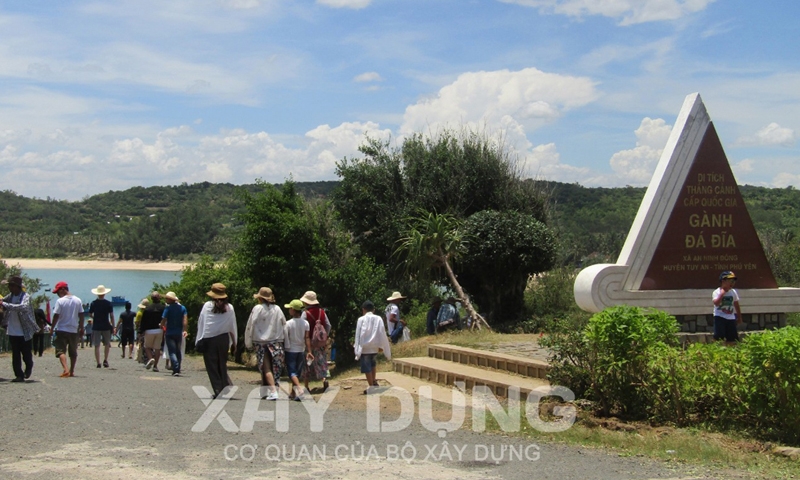 Phú Yên đạt gần 95.000 lượt khách đến du lịch trong dịp Tết Quý Mão