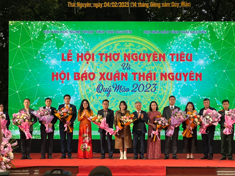 Thái Nguyên: Tổ chức Lễ hội thơ Nguyên tiêu và Hội Báo xuân Quý Mão