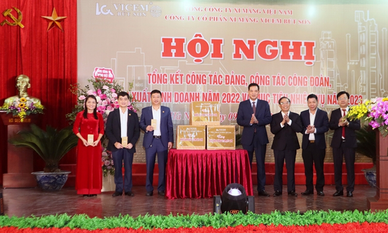 VICEM Bút Sơn: Xây dựng phương án sử dụng buồng đốt ngoài