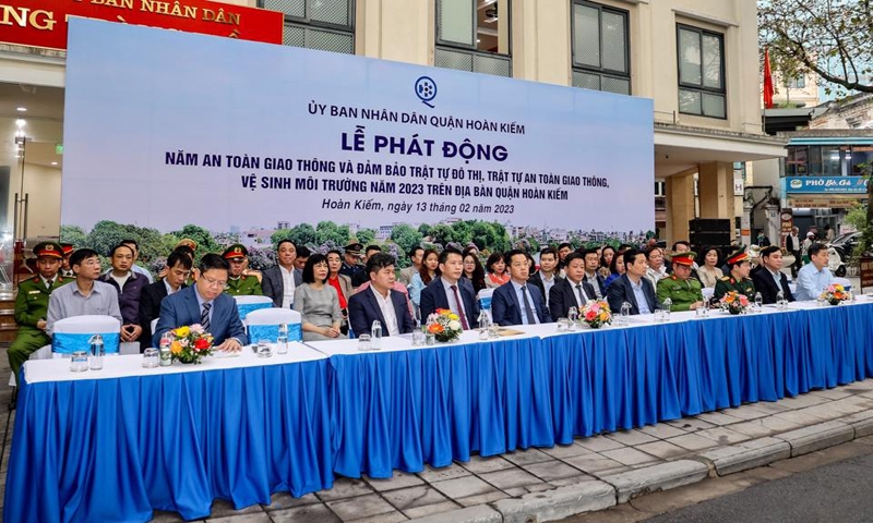 Hà Nội: Quận Hoàn Kiếm ra quân đảm bảo trật tự đô thị, an toàn giao thông và vệ sinh môi trường