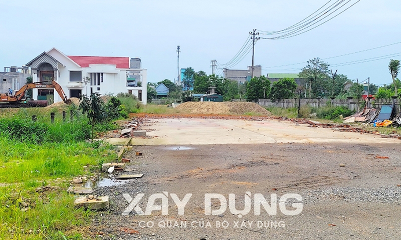 Quảng Ngãi: Công ty Hân Nga nộp phạt và phá dỡ công trình xây dựng trái phép