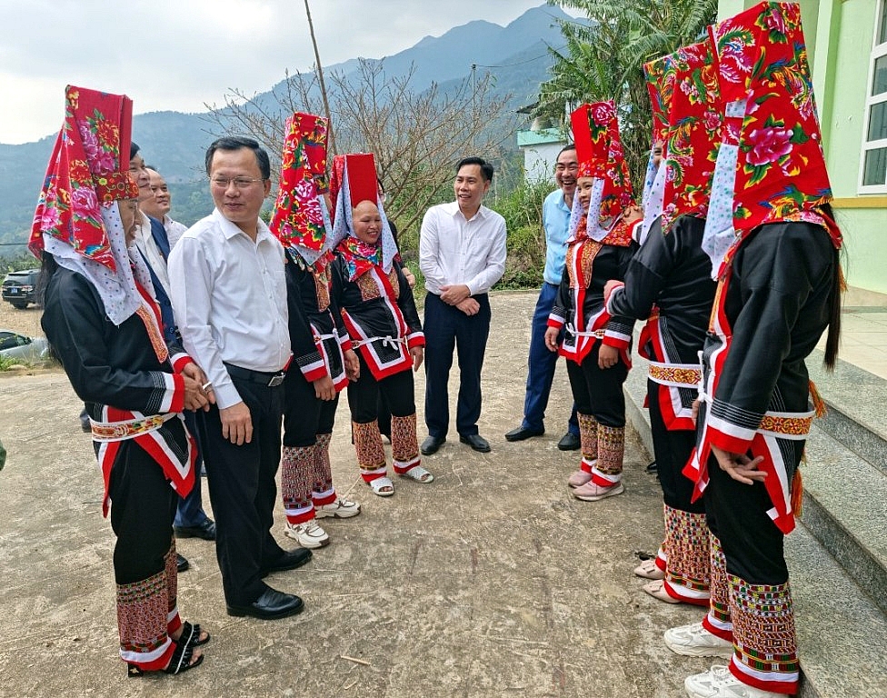 Bình Liêu (Quảng Ninh): Không còn nhà ở dột nát