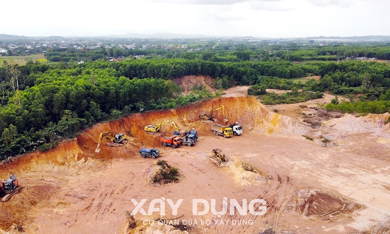 Thí điểm tháo gỡ khó khăn cấp phép khai thác đất đắp phục vụ dự án cao tốc Bắc - Nam