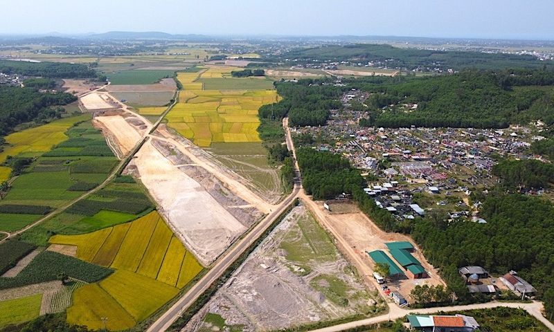 Cao tốc Quảng Ngãi – Hoài Nhơn: Yêu cầu nhà thầu tổ chức thi công linh hoạt, phù hợp với điều kiện thực tế