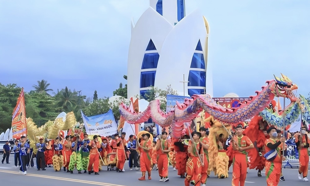 Festival Biển Nha Trang 2023: Độc đáo lễ hội Lân - Sư - Rồng
