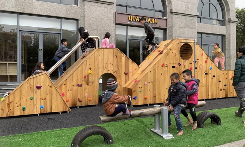 Think Playgrounds: Mong muốn ngày nào cũng là ngày 1/6 cho trẻ em