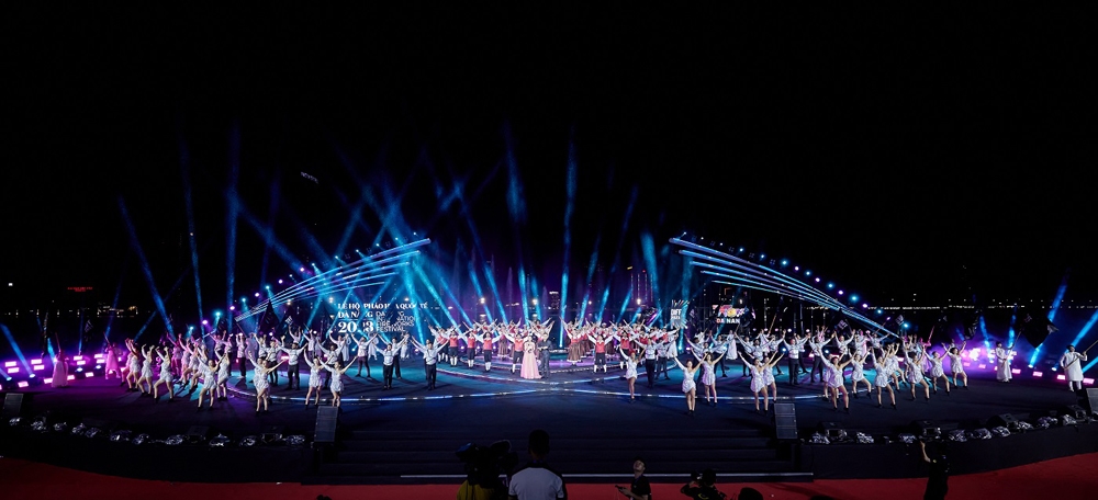 Chùm ảnh tổng duyệt khai mạc lễ hội pháo hoa quốc tế Đà Nẵng 2023