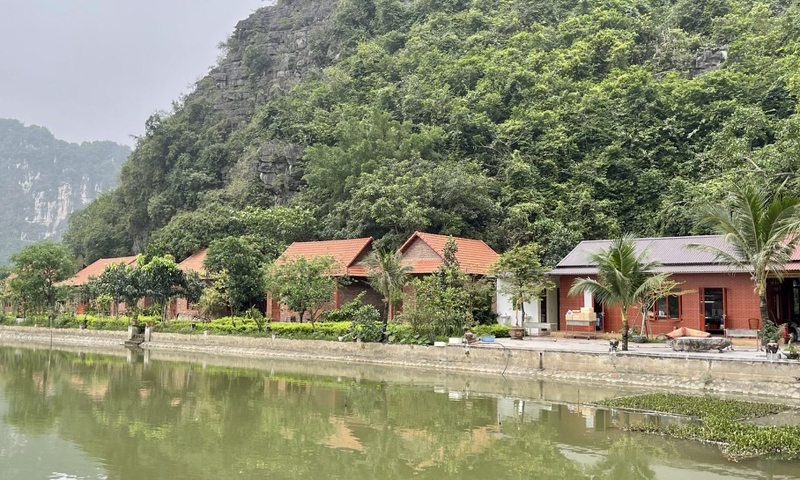 Ninh Bình: Homestay xâm hại vùng lõi Tràng An, hơn 3 năm vẫn chưa tháo dỡ xong phần vi phạm?