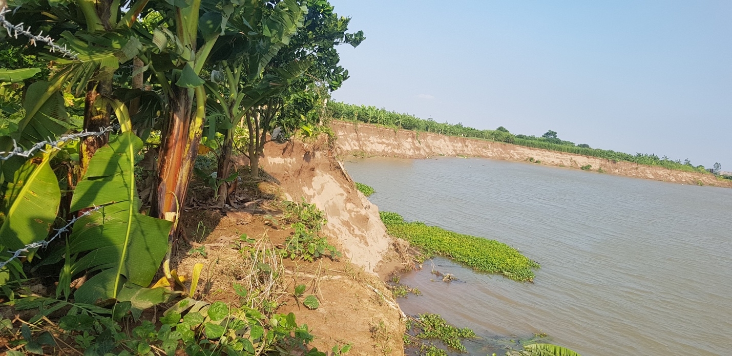 Hưng Yên: Bãi sông kêu cứu