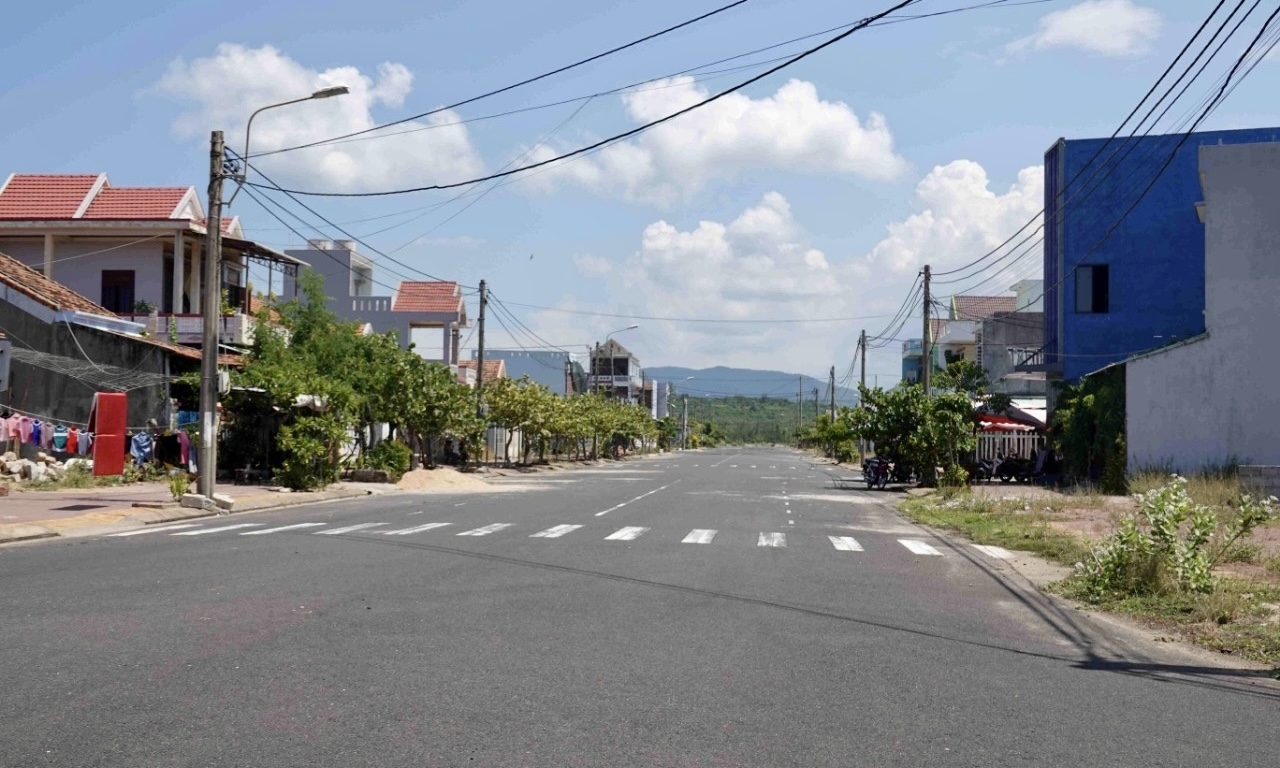 Phú Yên: Tháo gỡ vướng mắc về cấp Giấy chứng nhận quyền sử dụng đất cho Khu tái định cư Phú Lạc