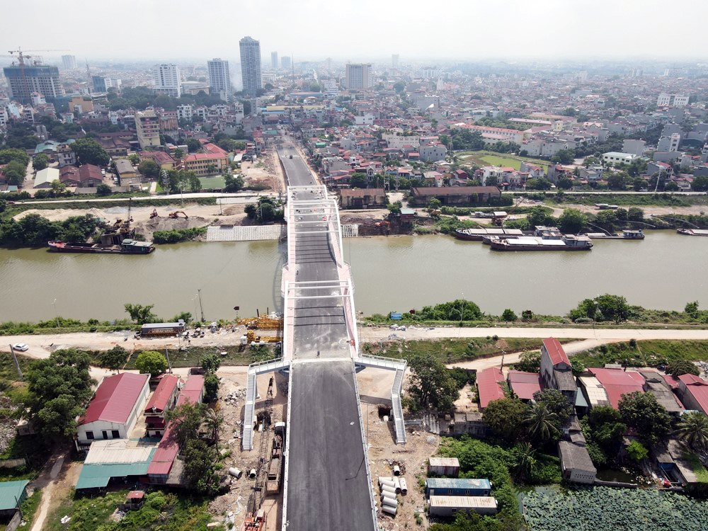 Bắc Giang: Hình hài cầu Á Lữ sau hơn một năm thi công