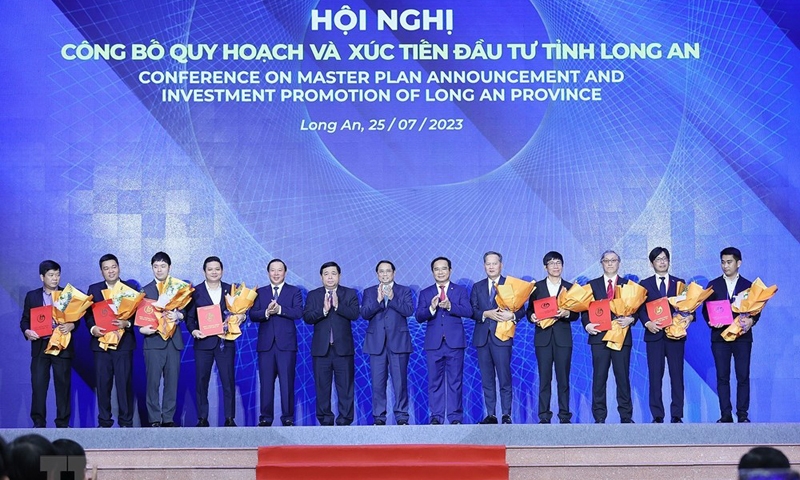 Long An: Mời gọi đầu tư để thực hiện khát vọng vươn xa