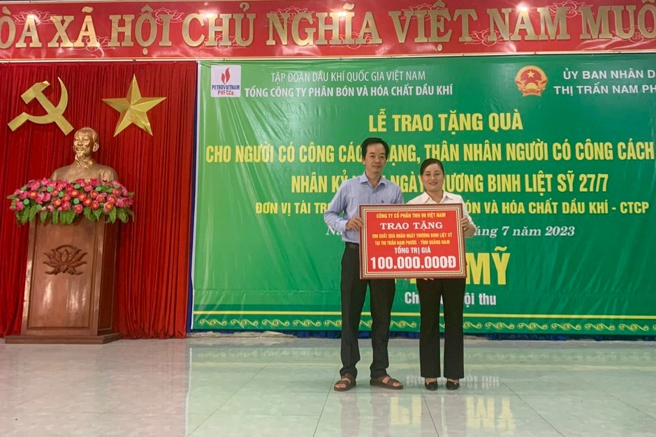 Chuỗi hoạt động “Đền ơn đáp nghĩa” nhân kỷ niệm 76 năm ngày Thương binh - Liệt sĩ