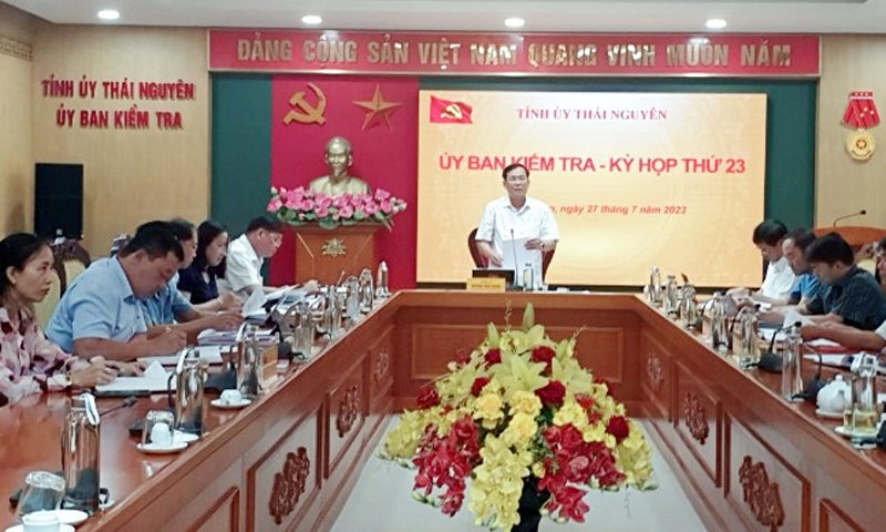 Thái Nguyên: Kỷ luật khiển trách Trưởng ban Quản lý dự án Bệnh viện Đa khoa huyện Đồng Hỷ