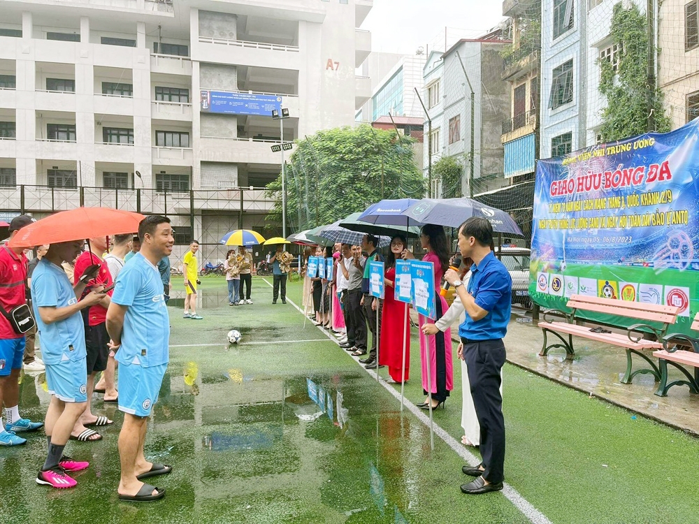 Hà Nội: Giải bóng đá “tứ ngành” mừng ngày lễ lớn của đất nước thành công tốt đẹp