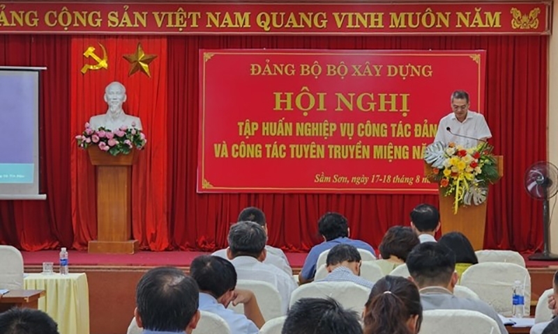 Đảng ủy Bộ Xây dựng: Triển khai hội nghị tập huấn nghiệp vụ công tác Đảng năm 2023