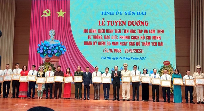 Yên Bái: 65 tập thể, cá nhân điển hình tiên tiến trong học tập và làm theo Bác được tuyên dương