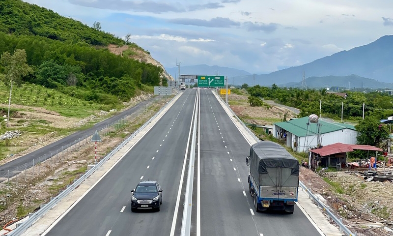 Cao tốc Nha Trang - Cam Lâm sẽ vận hành thu phí vào cuối tháng 12