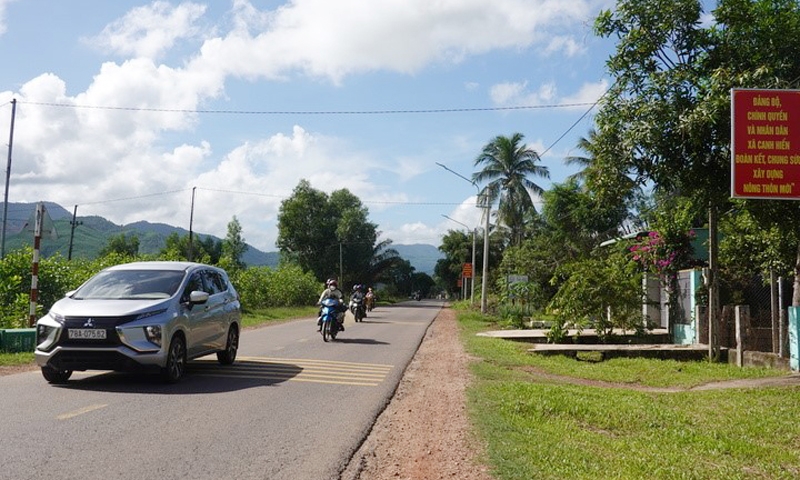 Bình Định: Xã nghèo Canh Hiển vượt khó về đích nông thôn mới