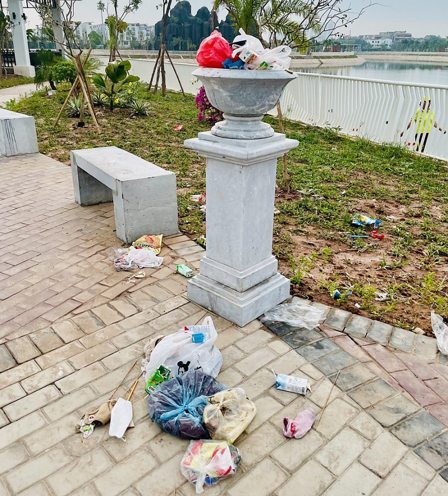 Hà Nội: Những hình ảnh chưa đẹp ở Công viên hiện đại bậc nhất quận Long Biên