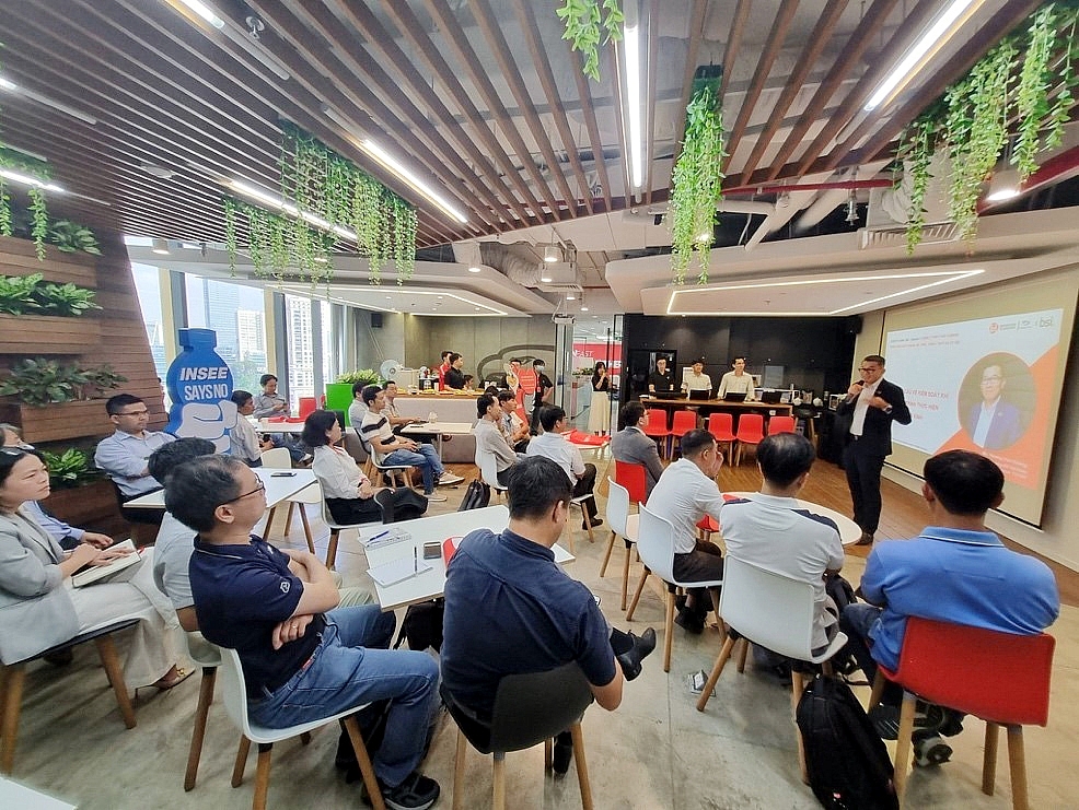 INSEE Việt Nam chia sẻ và kết nối cộng đồng doanh nghiệp sản xuất xi măng và bê tông qua chuỗi sự kiện INSEE i2i Coffee Talk
