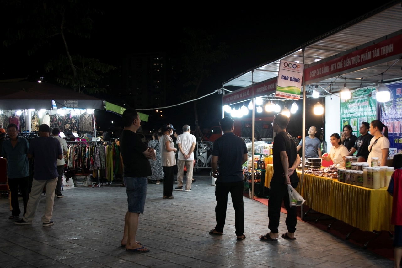 Long Biên (Hà Nội): Tuần Văn hóa - Thương mại - Sinh vật cảnh năm 2023