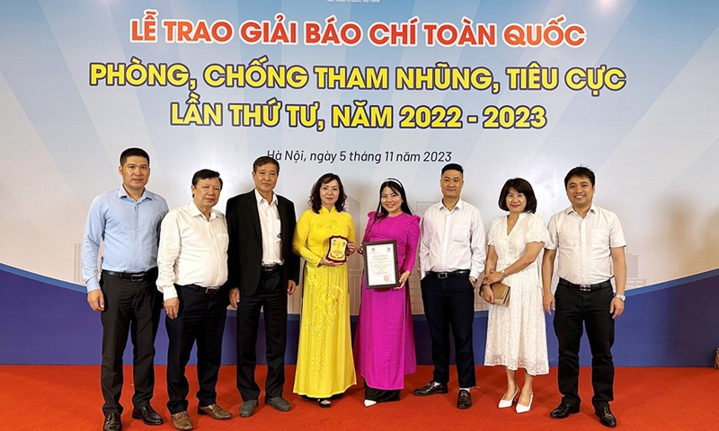 Báo Xây dựng đạt giải khuyến khích Giải báo chí phòng chống tham nhũng, tiêu cực lần thứ 4