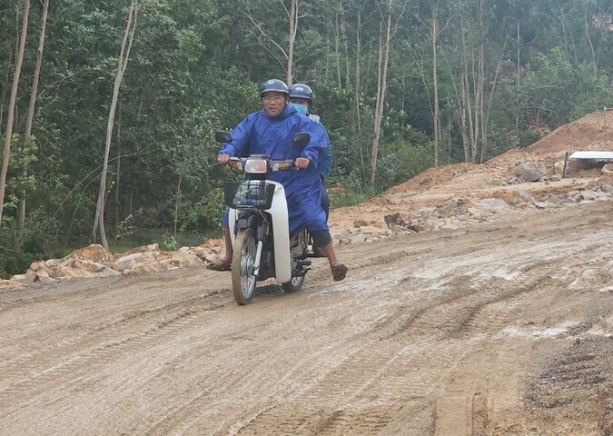 Bình Định: Người dân Nhơn Hải kêu trời vì đường sình lầy do thi công