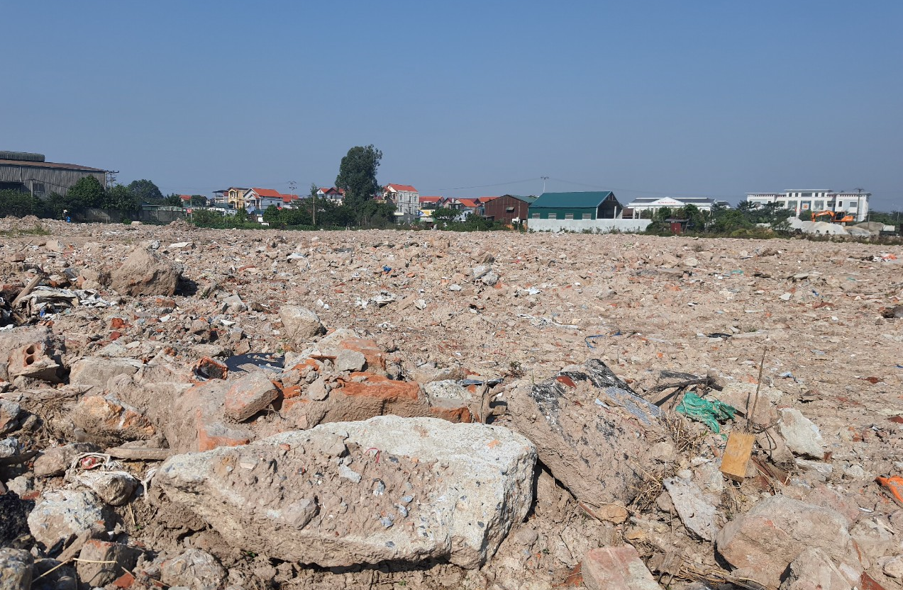Hưng Yên: Công ty Tân Thịnh Hưng Yên tự ý san lấp mặt bằng khi chưa được bàn giao đất
