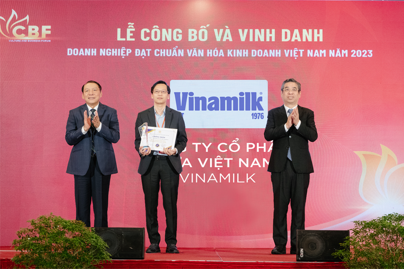 Phát triển bền vững gắn liền với trách nhiệm xã hội giúp Vinamilk được vinh danh văn hóa kinh doanh Việt Nam