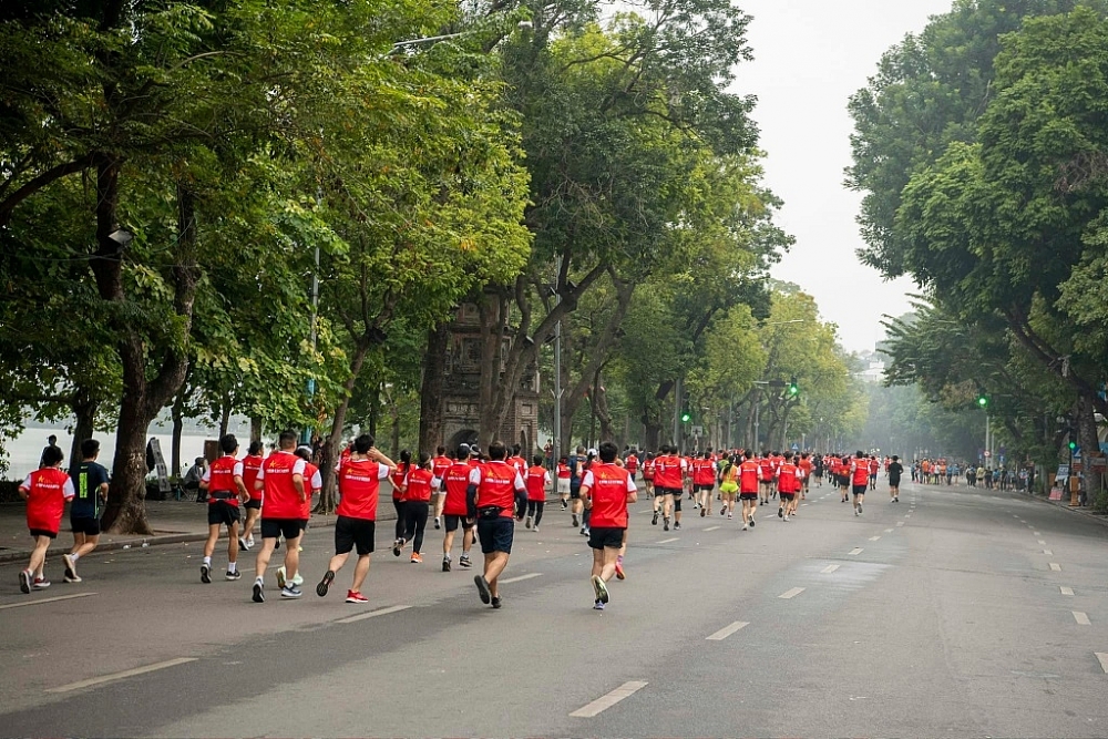 Giải chạy “Tự hào hàng Việt Nam” thu hút đông đảo người dân
