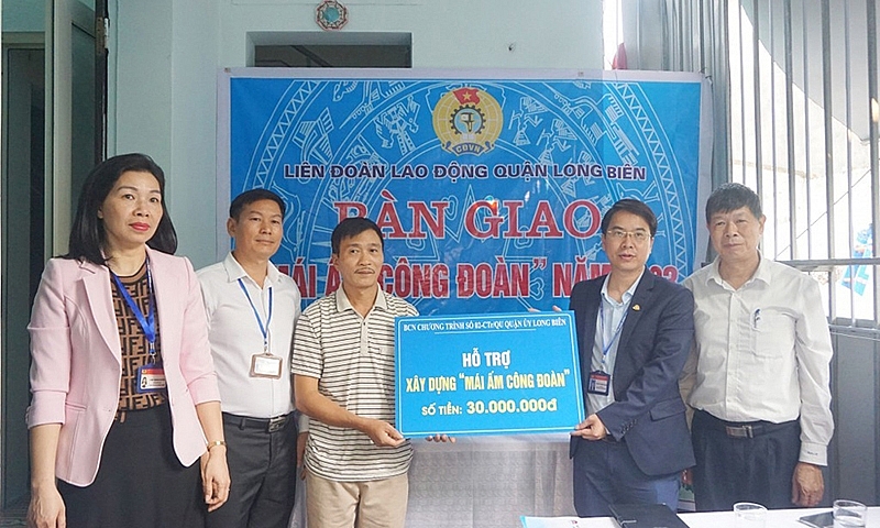 Hà Nội: Liên đoàn Lao động quận Long Biên - 20 năm đồng hành cùng đoàn viên, người lao động