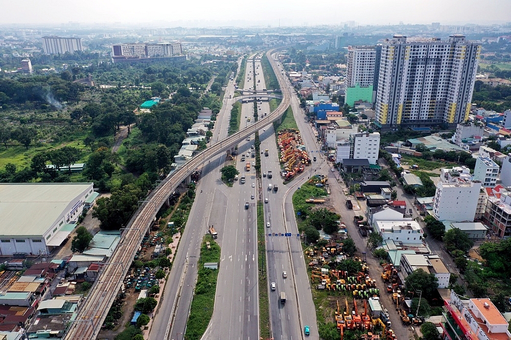 Thành phố Hồ Chí Minh phân công lại nhiệm vụ của Chủ tịch và 5 Phó Chủ tịch UBND Thành phố