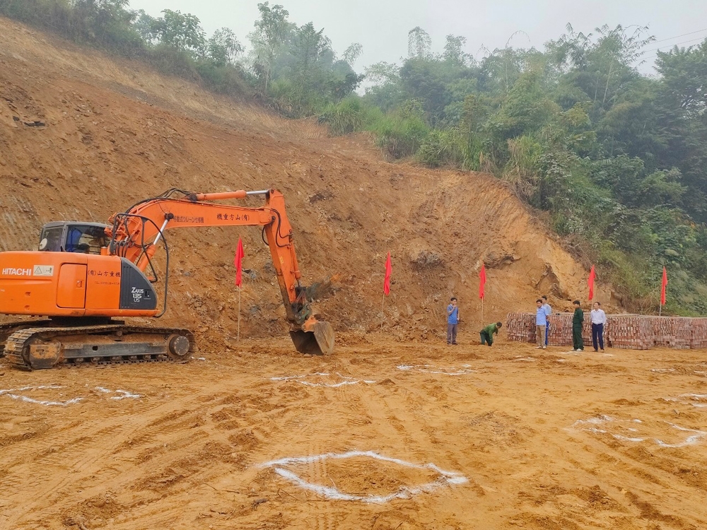 Yên Bái: Hỗ trợ kinh phí làm nhà mới cho cựu chiến binh hiến đất làm đường