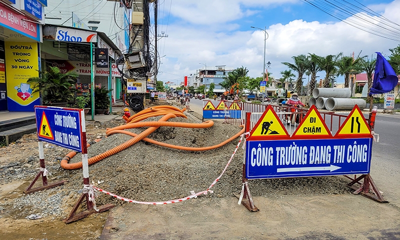 Quảng Nam: Hỗ trợ 11 tỷ đồng đầu tư xây dựng hệ thống điện chiếu sáng khu dân cư