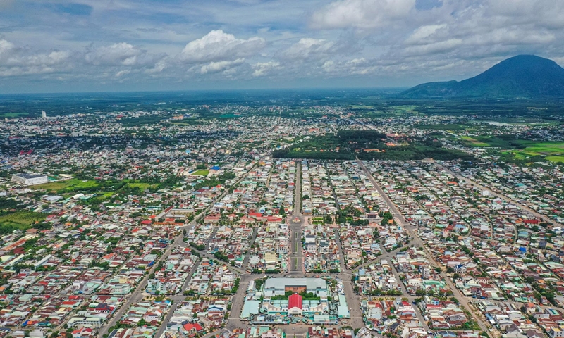 Tây Ninh: Công nghiệp và dịch vụ du lịch là động lực chủ yếu cho tăng trưởng