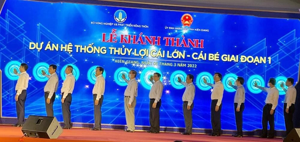 Bài 5: Tự hào thay, Việt Nam ta ơi!