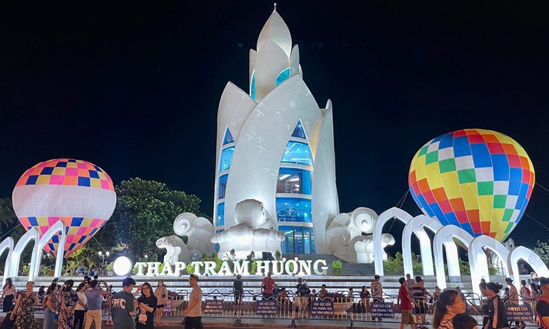 Nhiều hoạt động văn hóa, du lịch tại Liên hoan Du lịch biển Nha Trang 2024