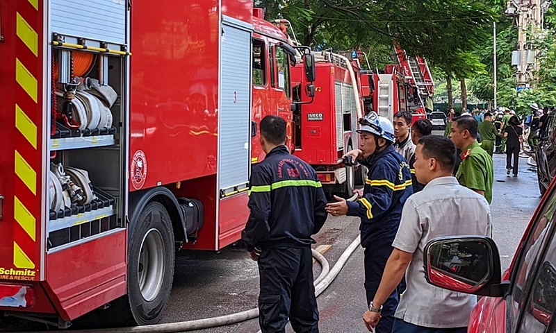 Hà Nội: UBND Thành phố yêu cầu xây dựng lực lượng Cảnh sát PCCC và CNCH chính quy, tinh nhuệ