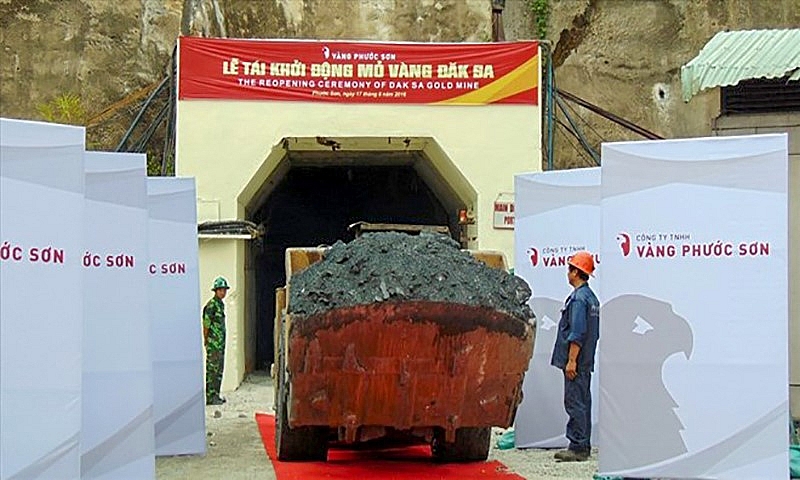 Công ty TNHH Vàng Phước Sơn được gia hạn giấy phép khai thác thêm 8 tháng tại mỏ vàng Đăk Sa