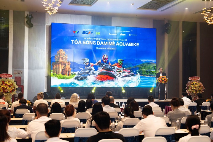 Tỏa sóng đam mê Aquabike