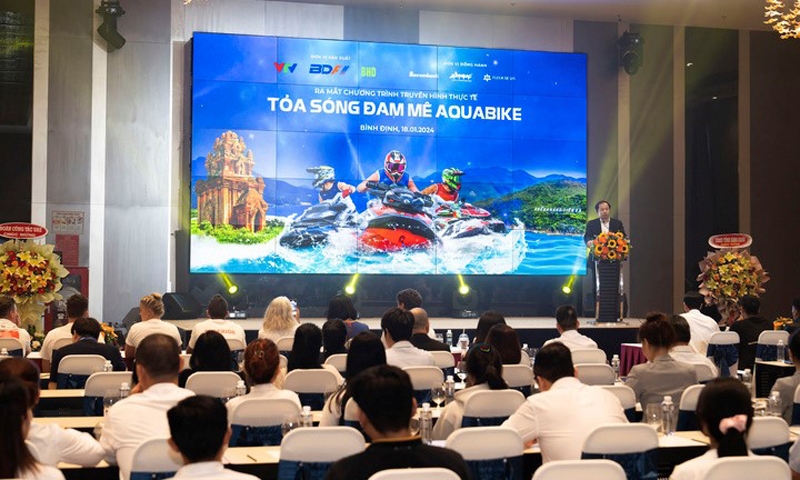 Tỏa sóng đam mê Aquabike