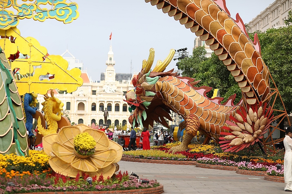 Thành phố Hồ Chí Minh: Toàn cảnh đường hoa Nguyễn Huệ trước giờ khai mạc