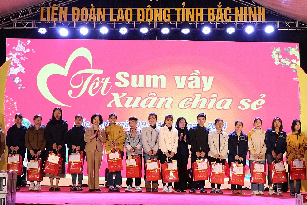 Bắc Ninh: “Tết sum vầy – Xuân chia sẻ” tại các khu công nghiệp