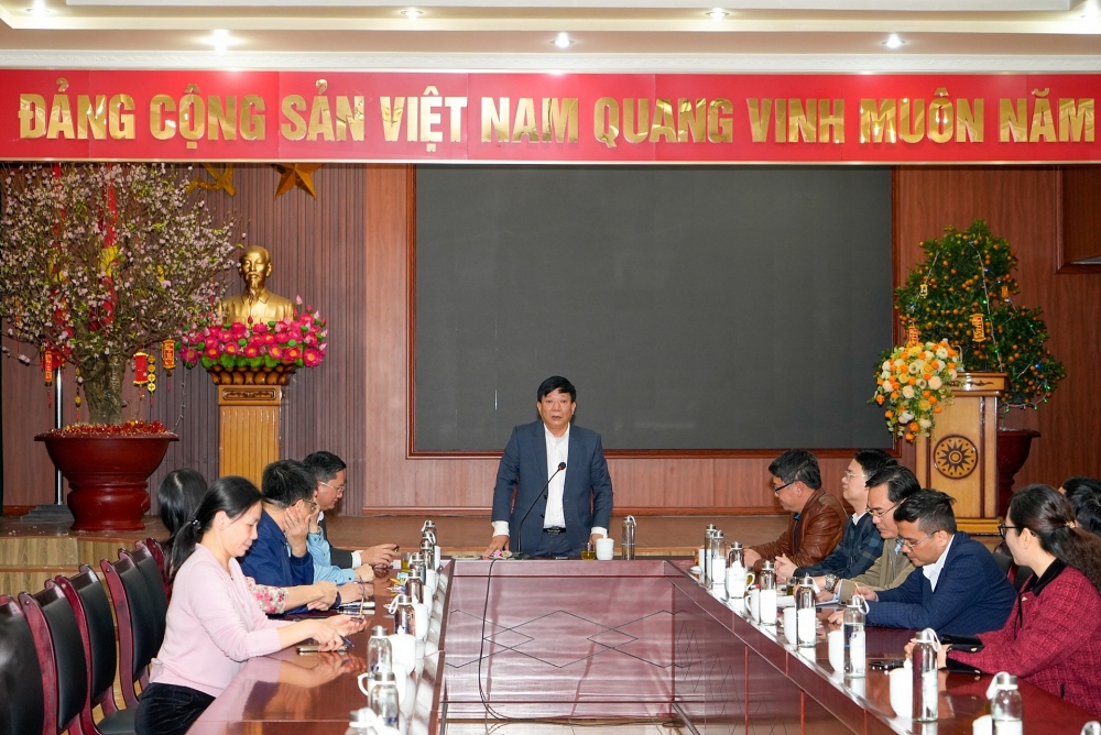 Lãnh đạo thành phố Hải Phòng kiểm tra đột xuất việc chấp hành kỷ cương công vụ ngày làm việc đầu năm