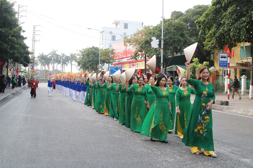 Quảng Ninh: Khai hội đền Cửa Ông