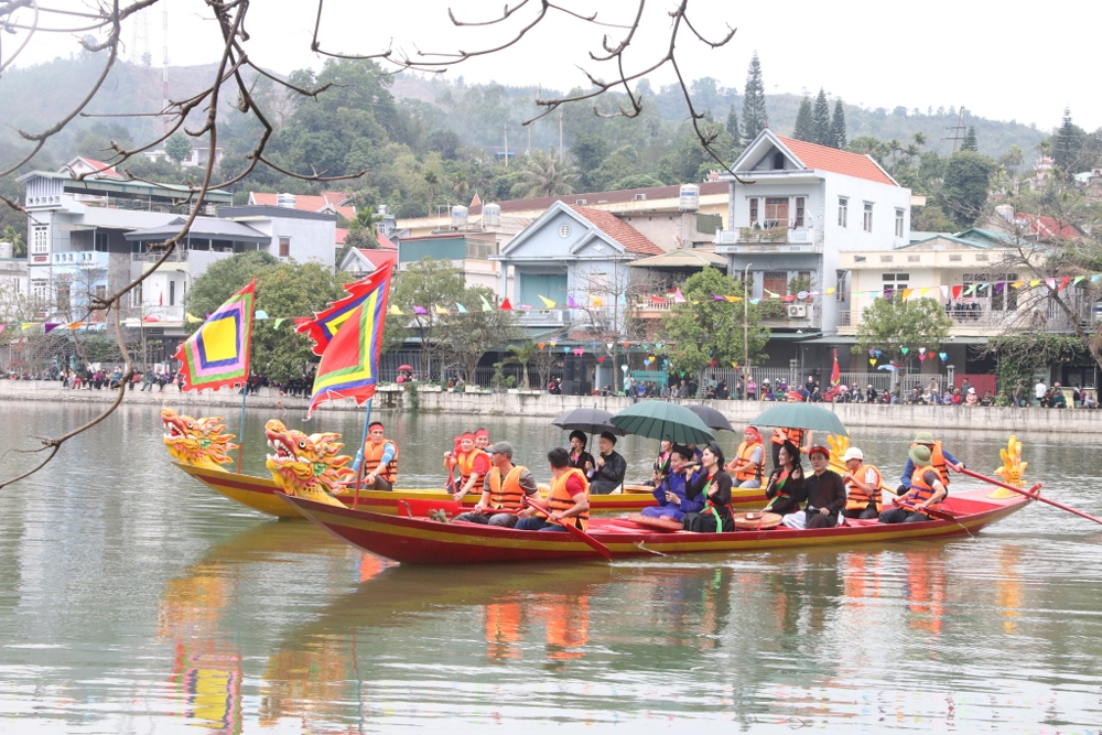 Quảng Ninh: Khai hội đền Cửa Ông